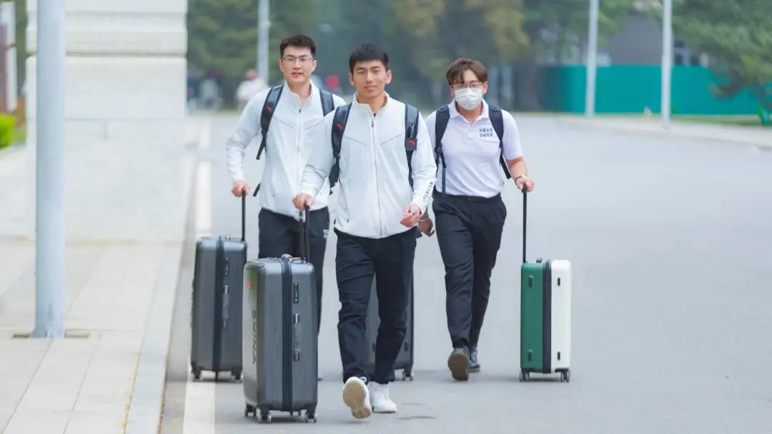 5e831260ea474c09adc08f1594adf865.jpg 5e831260ea474c09adc08f1594adf865.jpg