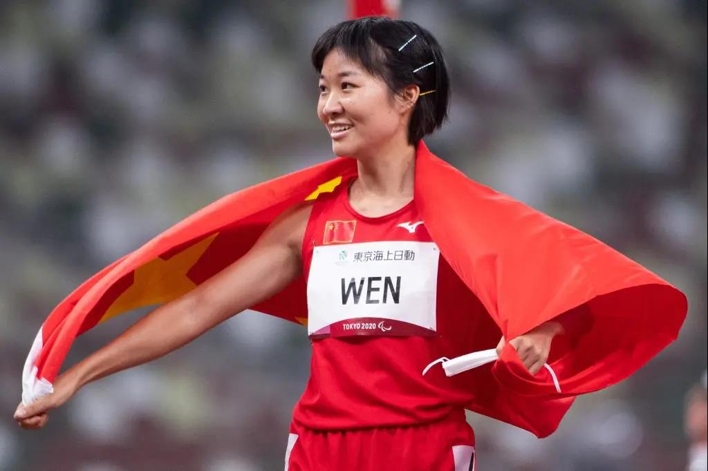 dec8af35bdb64f49b46fed237d7f547b.jpg dec8af35bdb64f49b46fed237d7f547b.jpg