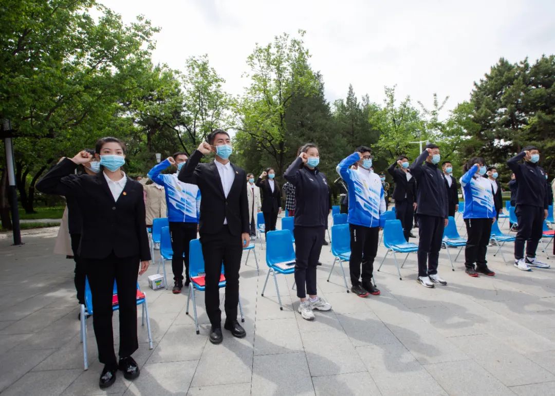 97adfce4eab448c5aa13af5173bc33ce.jpg 97adfce4eab448c5aa13af5173bc33ce.jpg