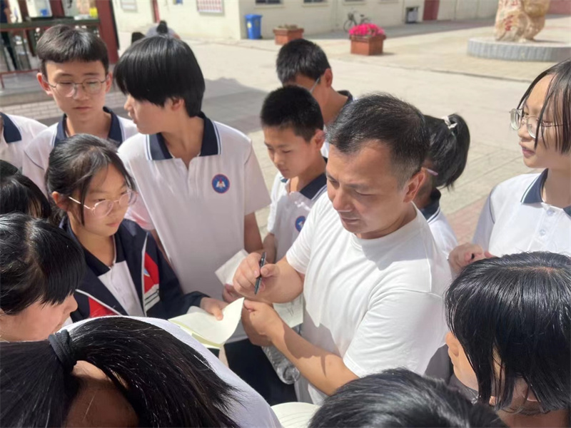 8e4dc89fa7db402e914019afc6d05d5d.jpg 8e4dc89fa7db402e914019afc6d05d5d.jpg